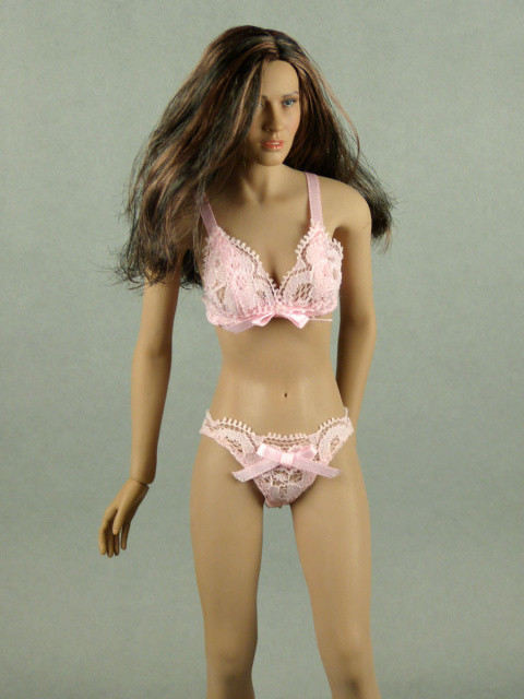 Hot Plus 1/6 Scale Female Intimate Pink Lace Bra & Panty Set Image 1